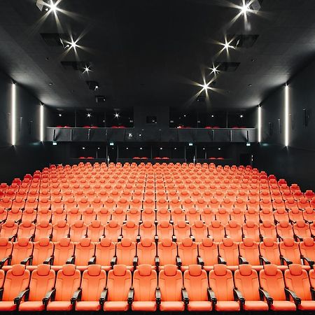 Hotel Cinema 8 Schoftland Zewnętrze zdjęcie