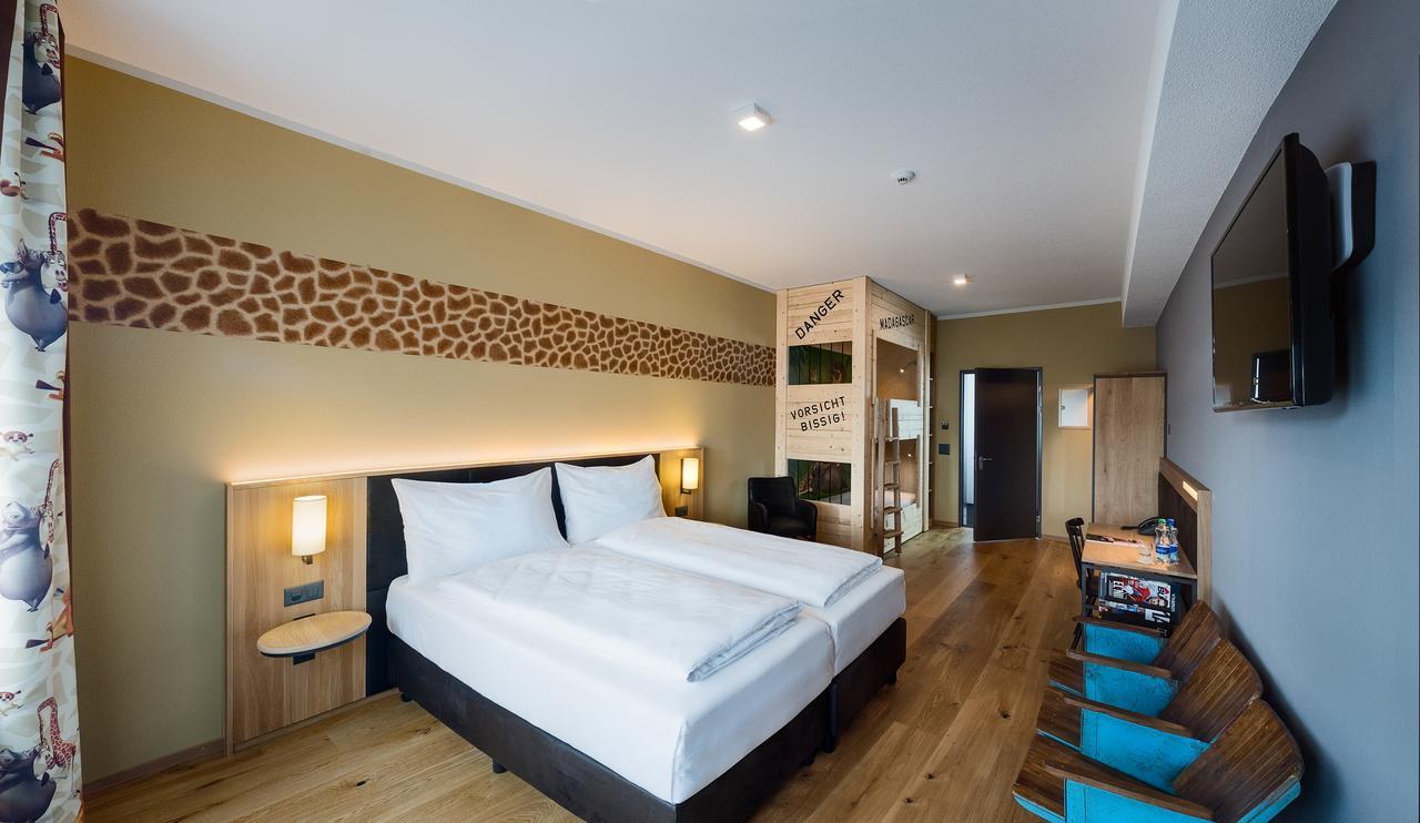 Hotel Cinema 8 Schoftland Zewnętrze zdjęcie